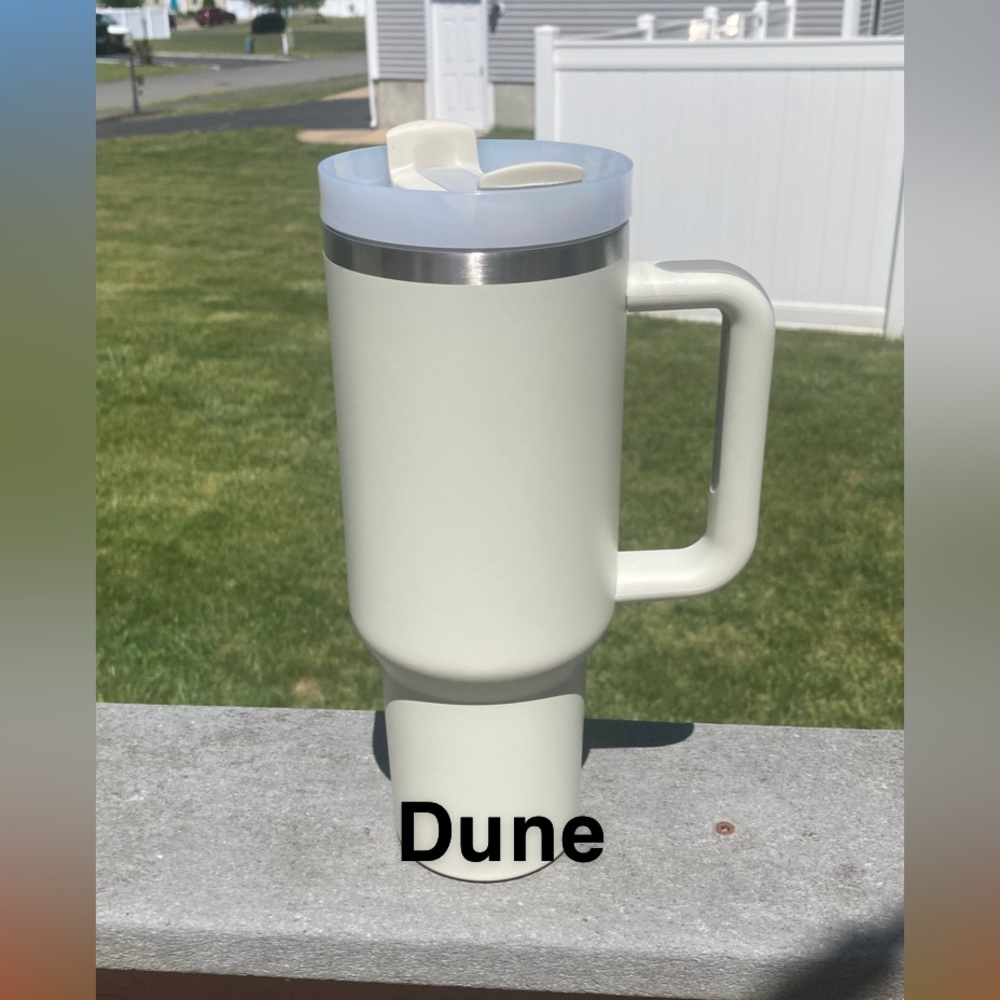 40oz Quencher Tumbler - Picture 5 of 10